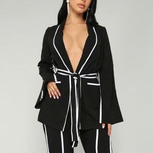 NWT Black and White-lined Kimono.